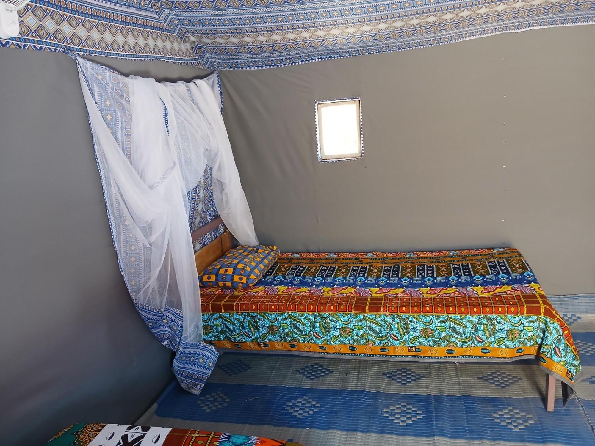 "Par 4 Chemins" - Atypical Stopover Nouakchott Exterior photo