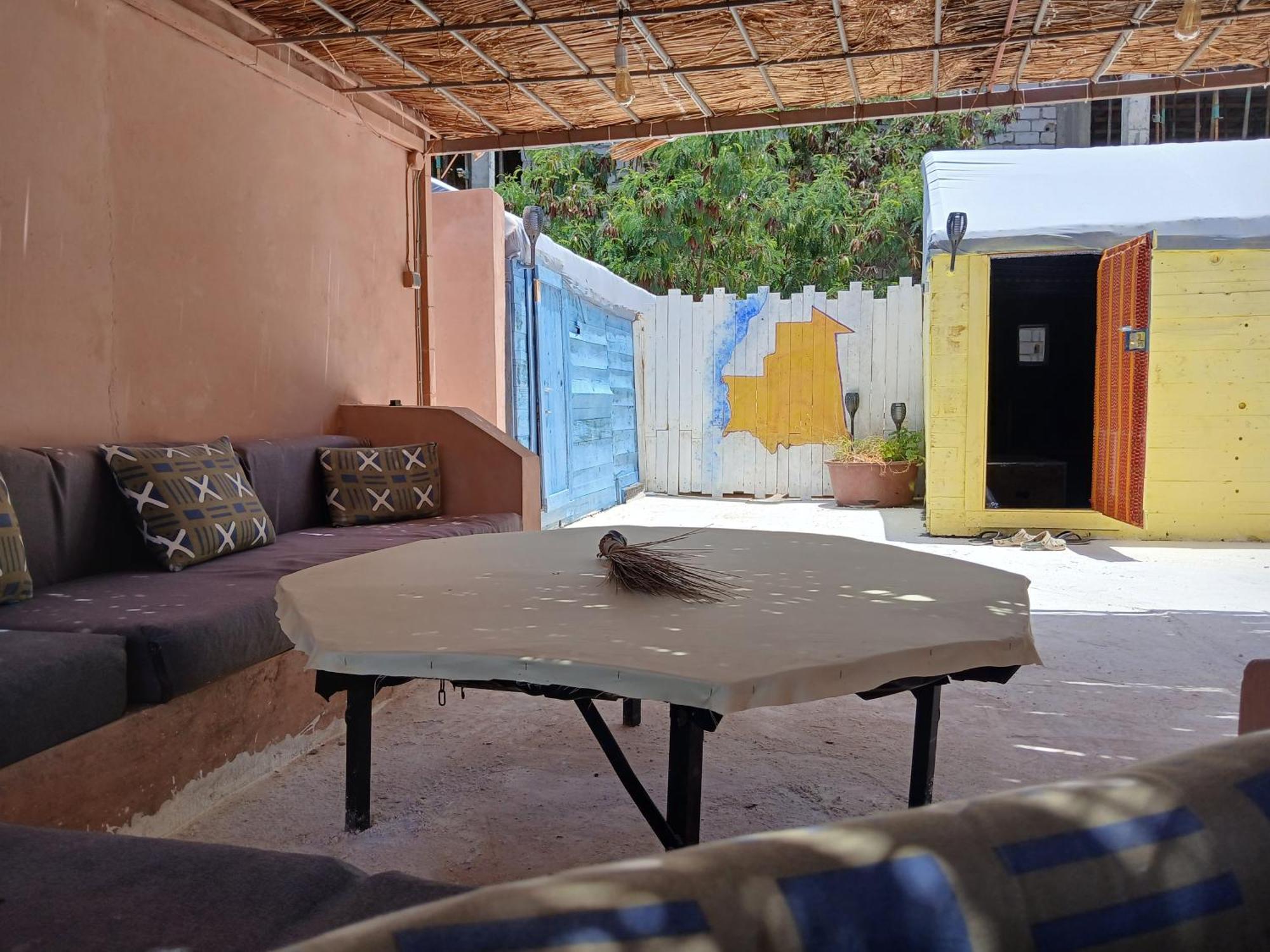 "Par 4 Chemins" - Atypical Stopover Nouakchott Exterior photo